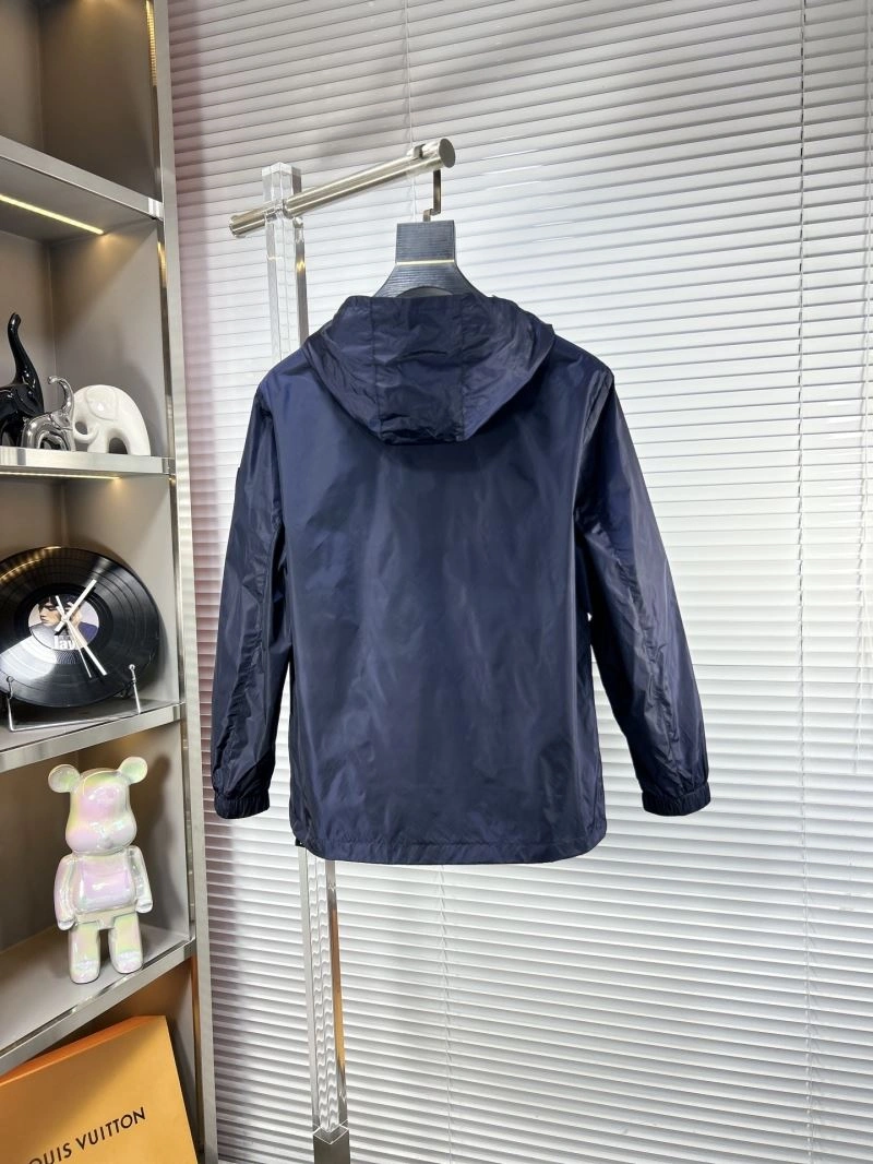 Burberry Outwear SoftTouch 101201