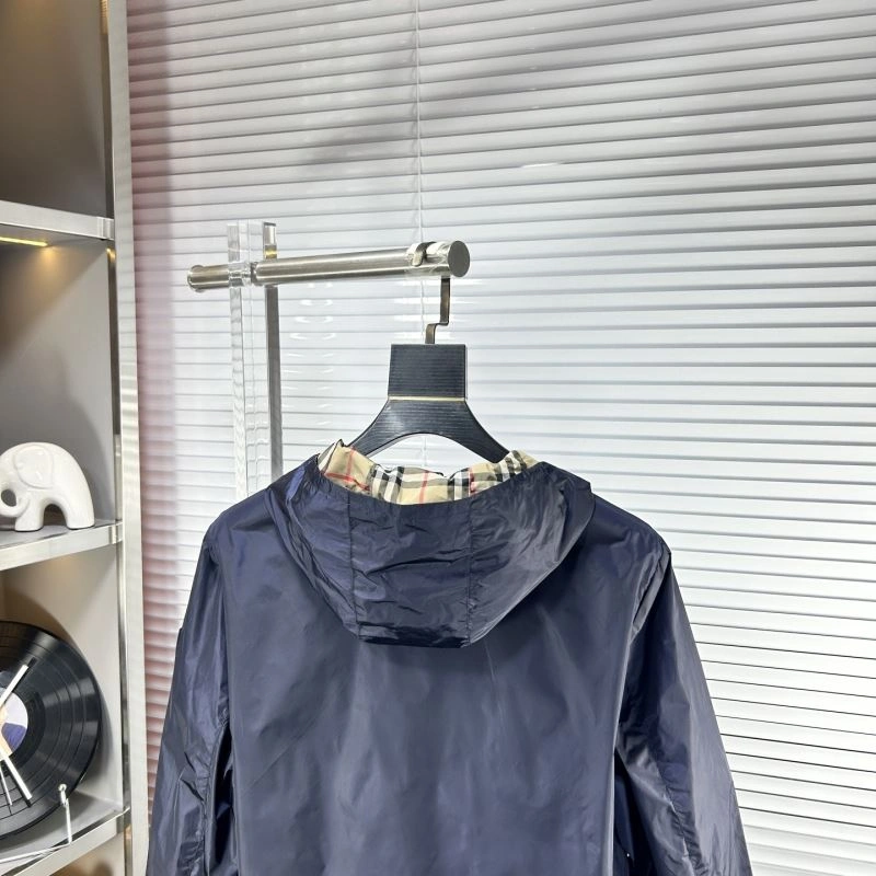 Burberry Outwear SoftTouch 101201