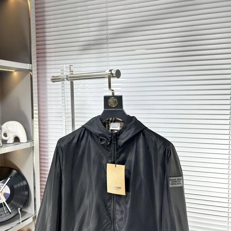 Burberry Outwear Timeless 101193