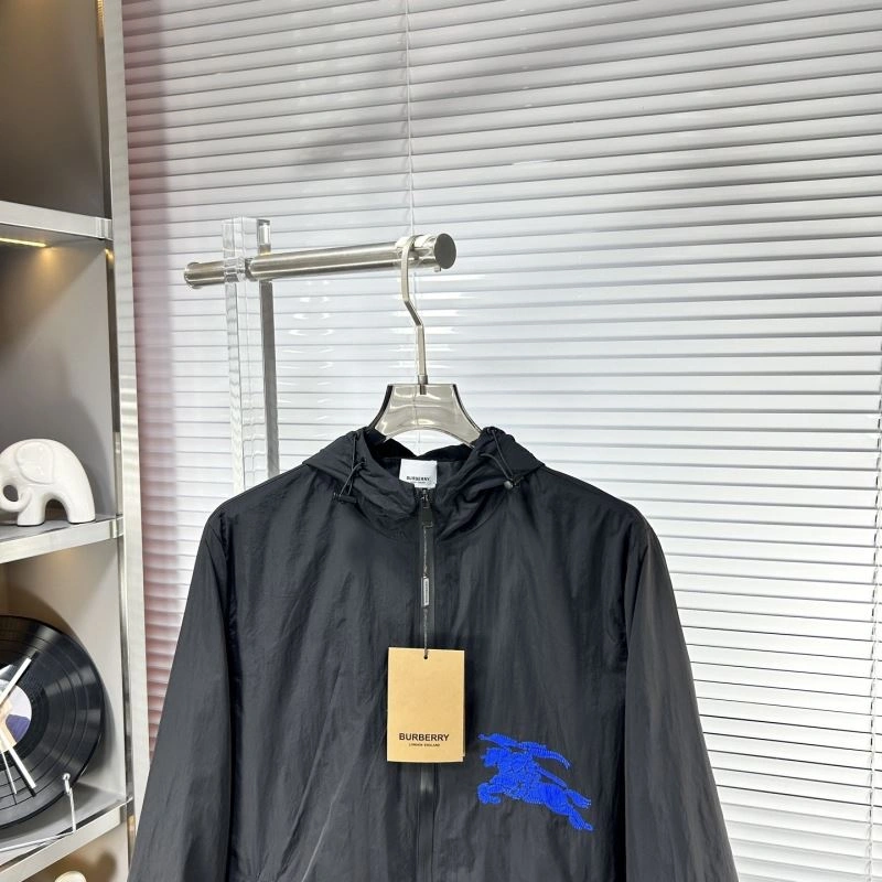 Seasonal Burberry Outwear 101196