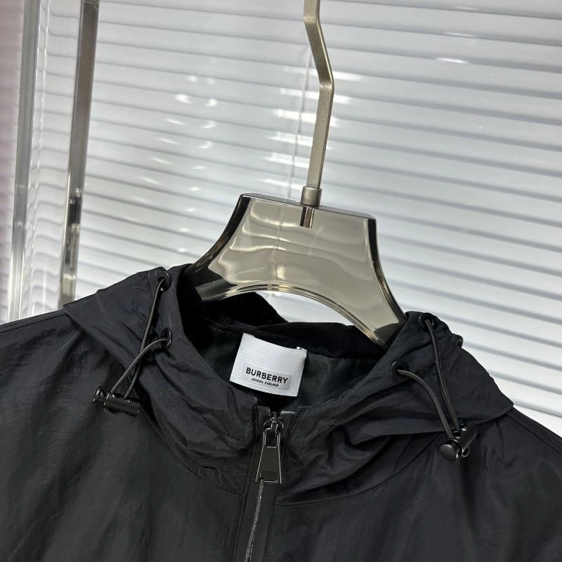 Seasonal Burberry Outwear 101196