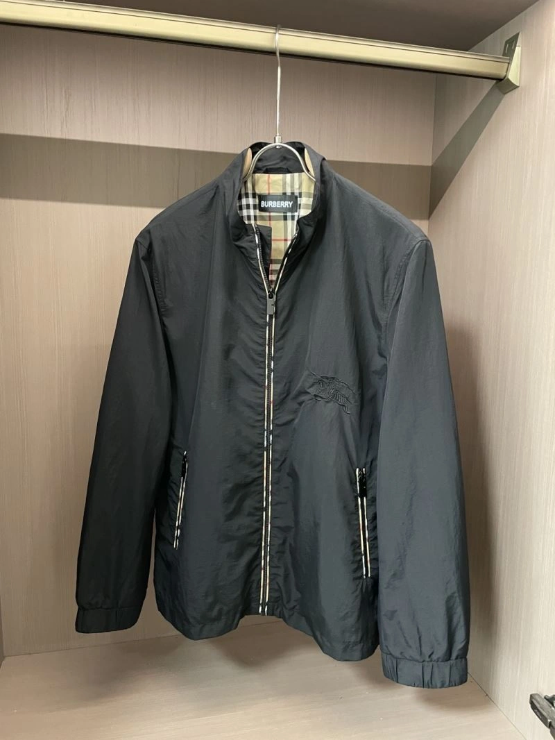 Burberry Outwear Stretchable 101183