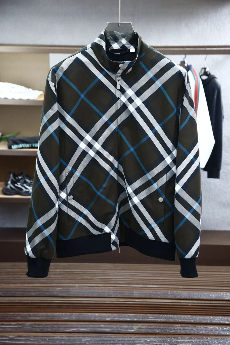 Burberry Outwear WellDesigned 101186