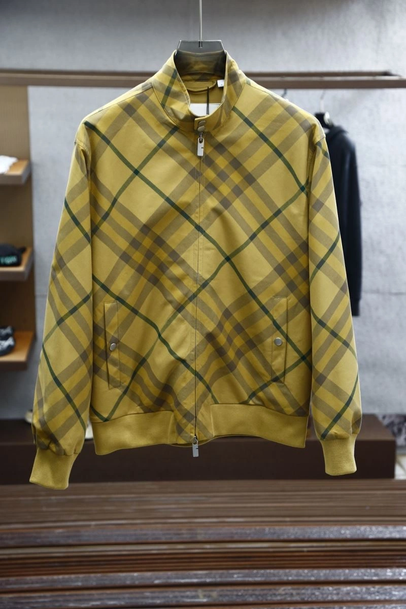 Burberry Outwear WellDesigned 101186