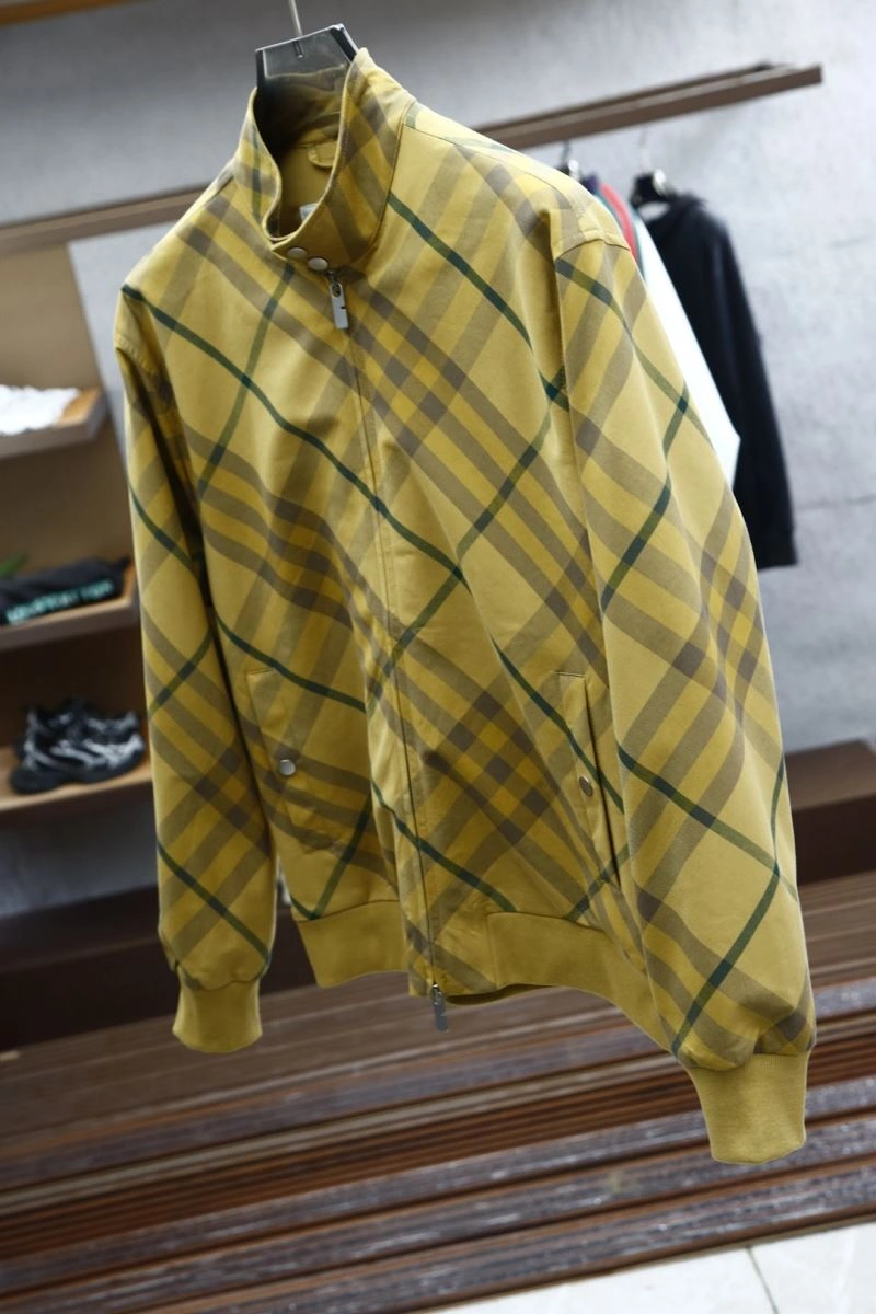 Burberry Outwear WellDesigned 101186