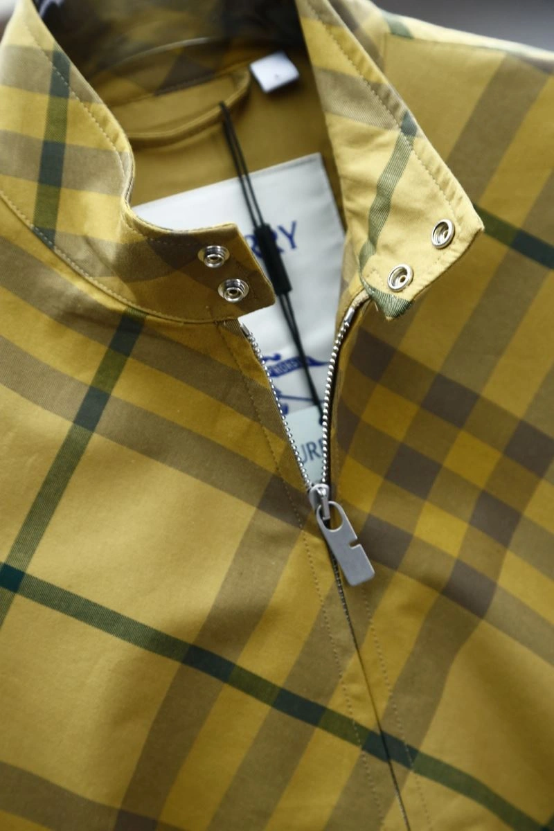 Burberry Outwear WellDesigned 101186