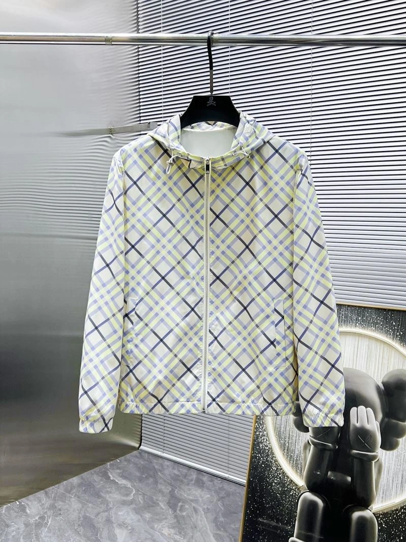 Burberry Outwear Breathable 101179
