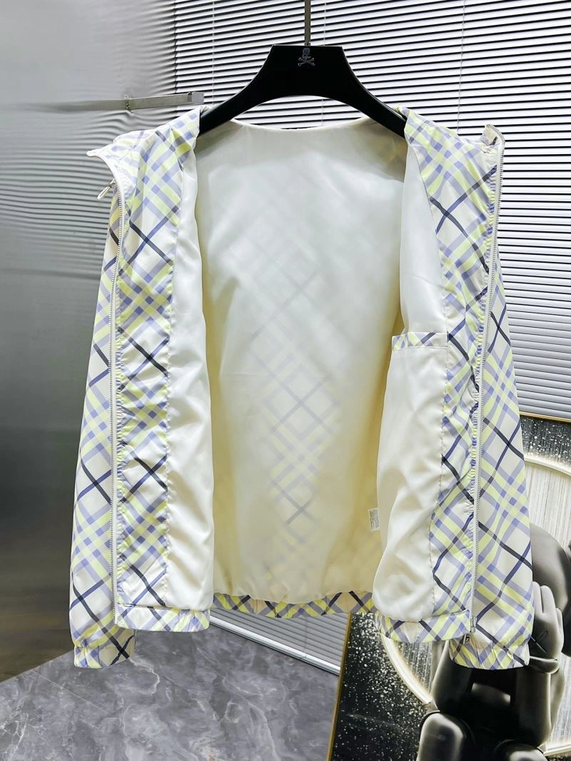 Burberry Outwear Breathable 101179