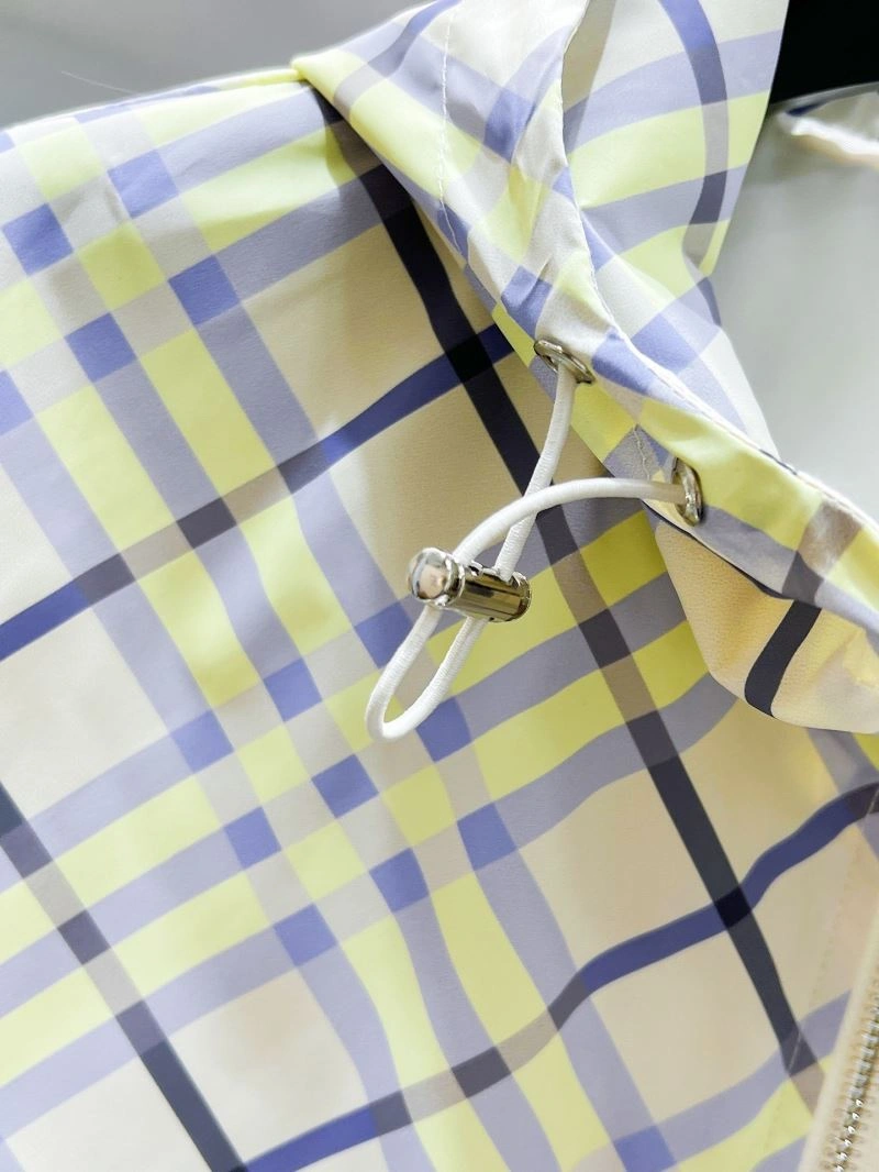 Burberry Outwear Breathable 101179