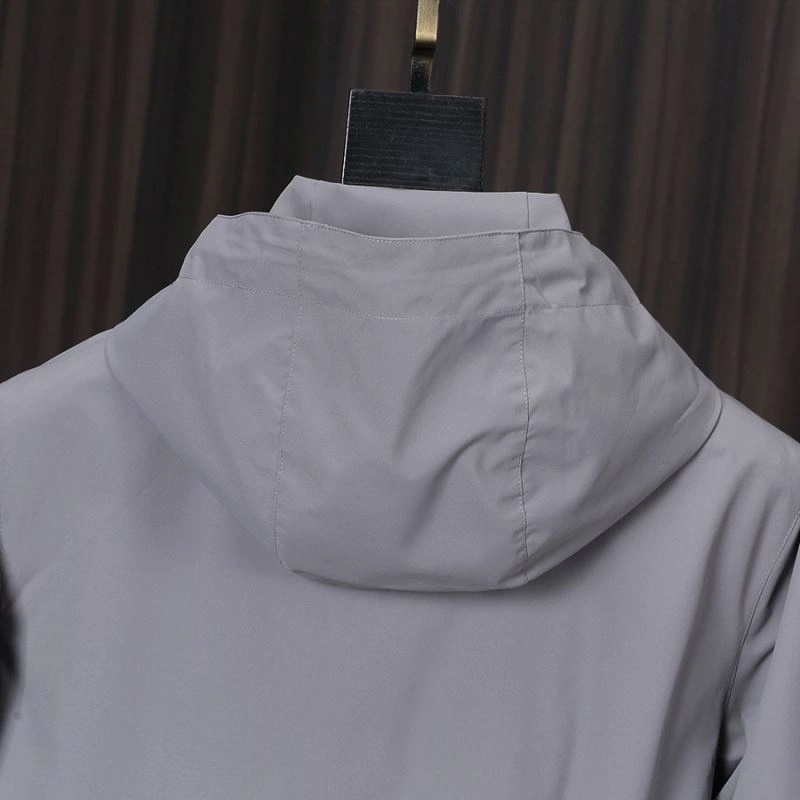 Burberry Outwear OdorResistant 101242