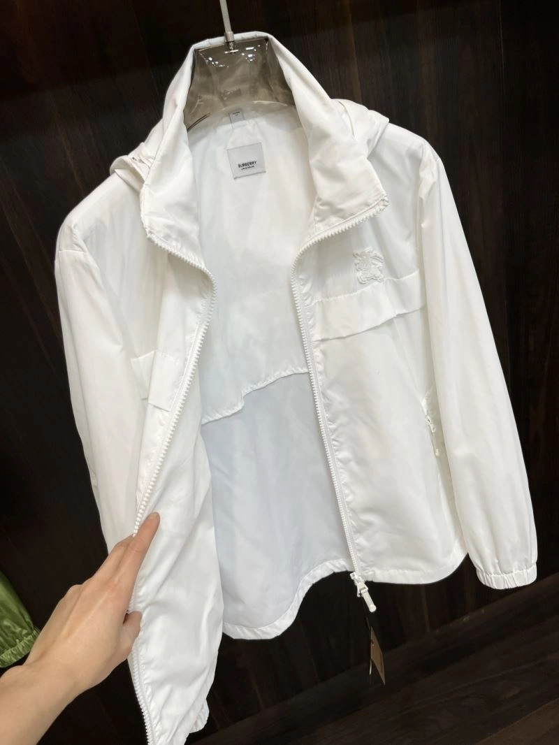 NewStyle Burberry Outwear 101209