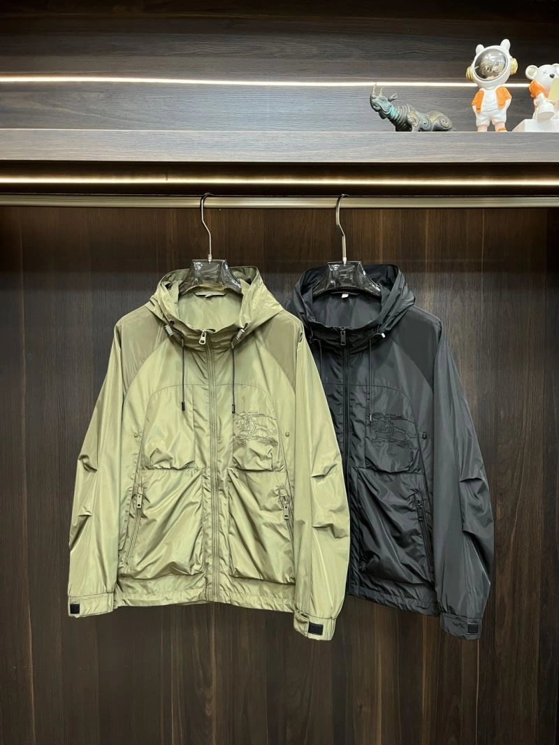 Burberry Outwear Bright 101170