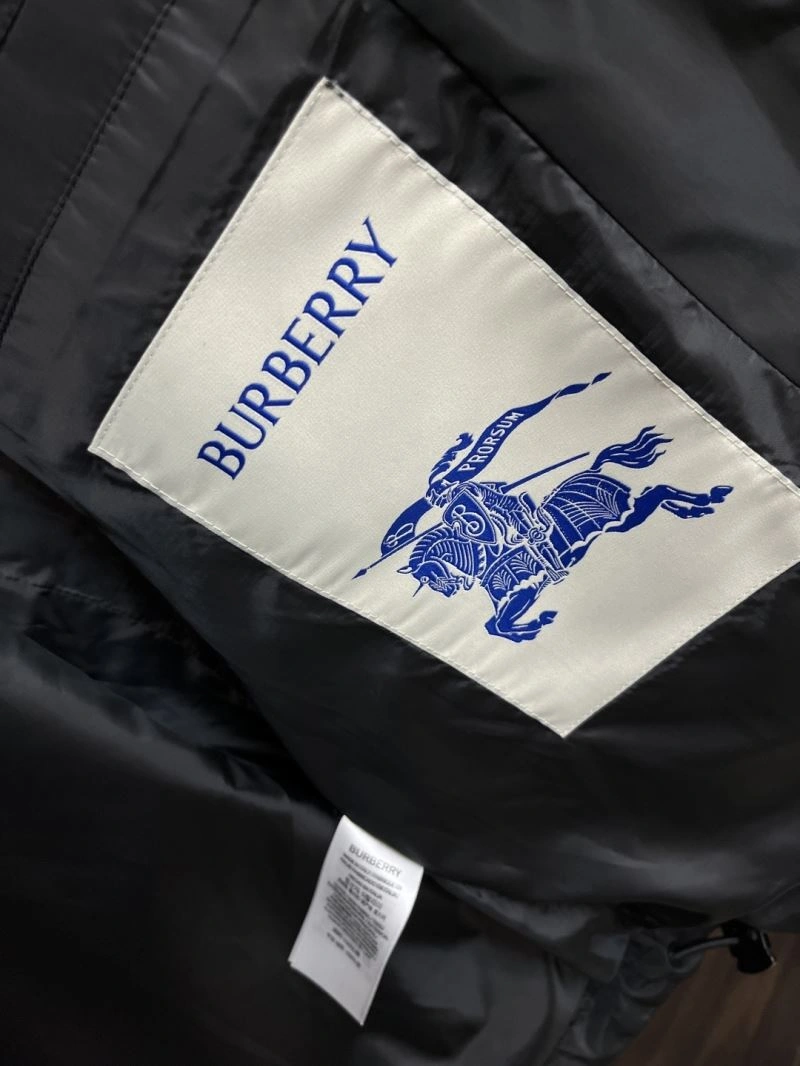 Burberry Outwear Bright 101170