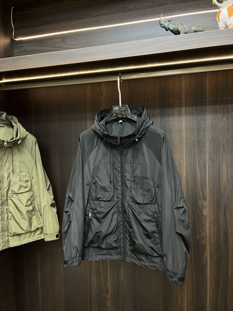 Burberry Outwear Bright 101170