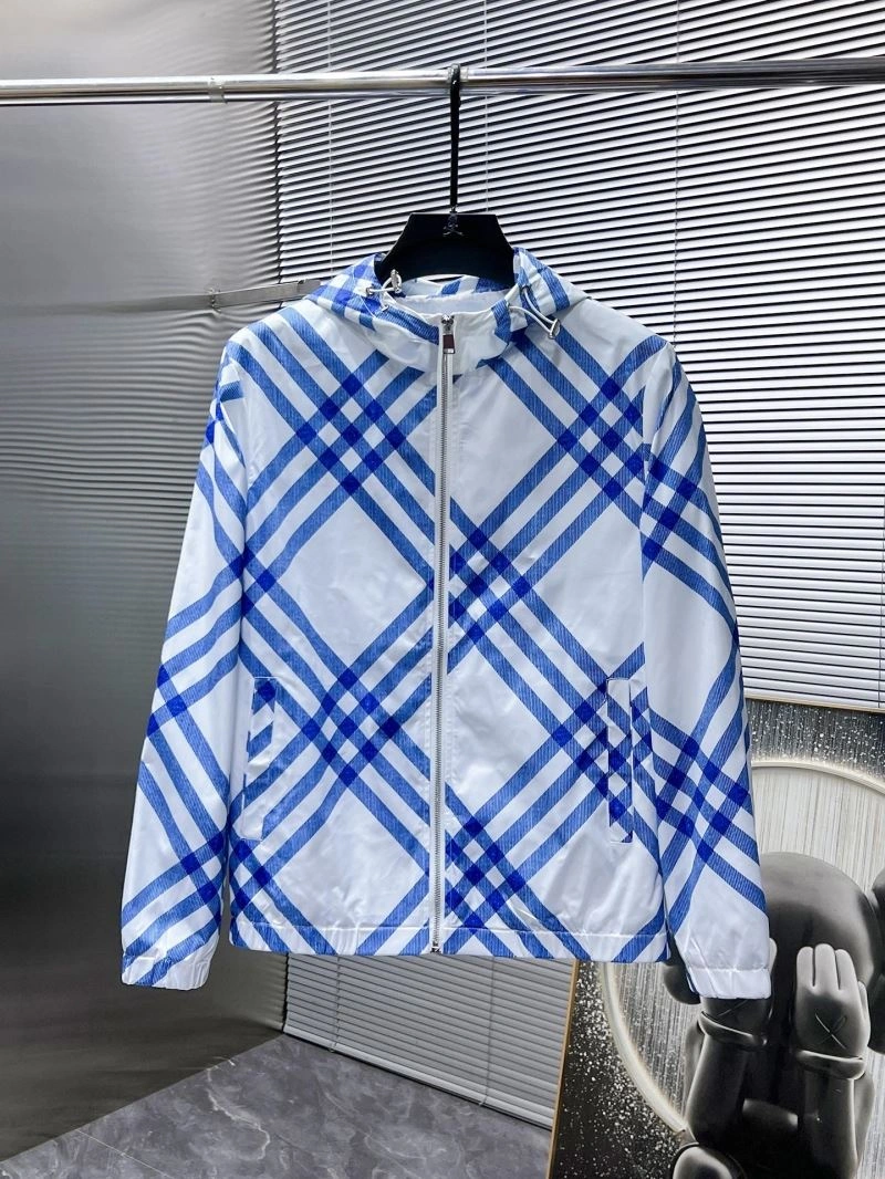 TechFriendly Burberry Outwear 101235