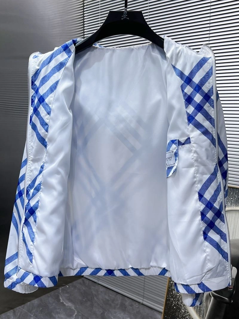 TechFriendly Burberry Outwear 101235