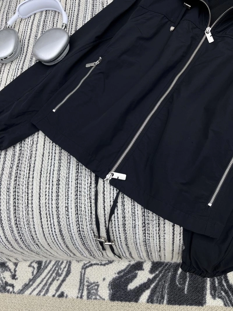 Burberry Outwear Trendsetting 99258