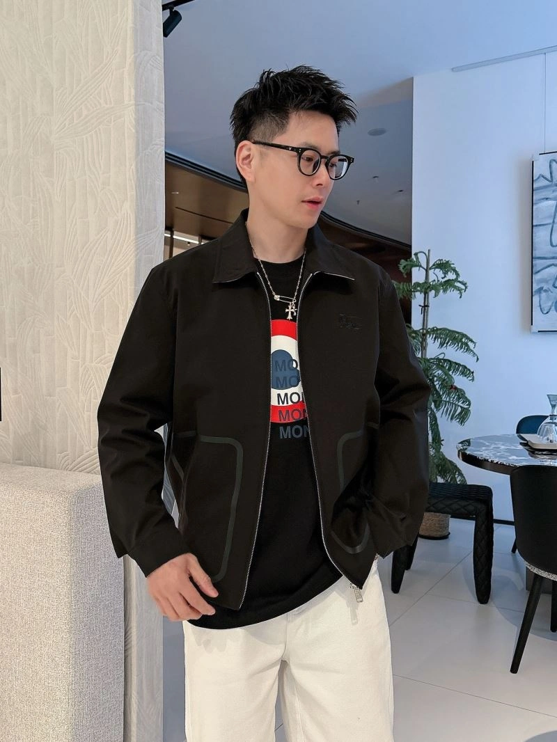 WaterResistant Burberry Outwear 100755