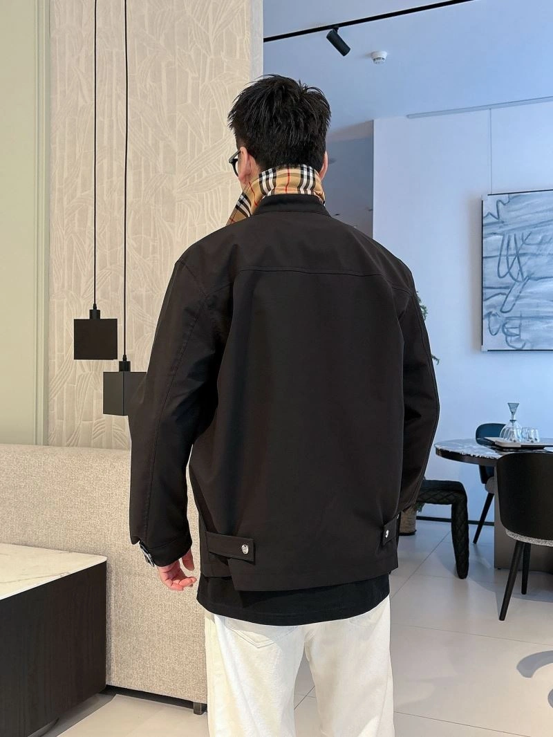 WaterResistant Burberry Outwear 100755