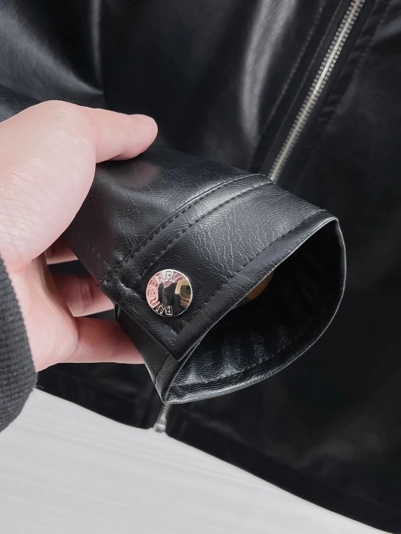 Supportive Burberry Outwear 100782