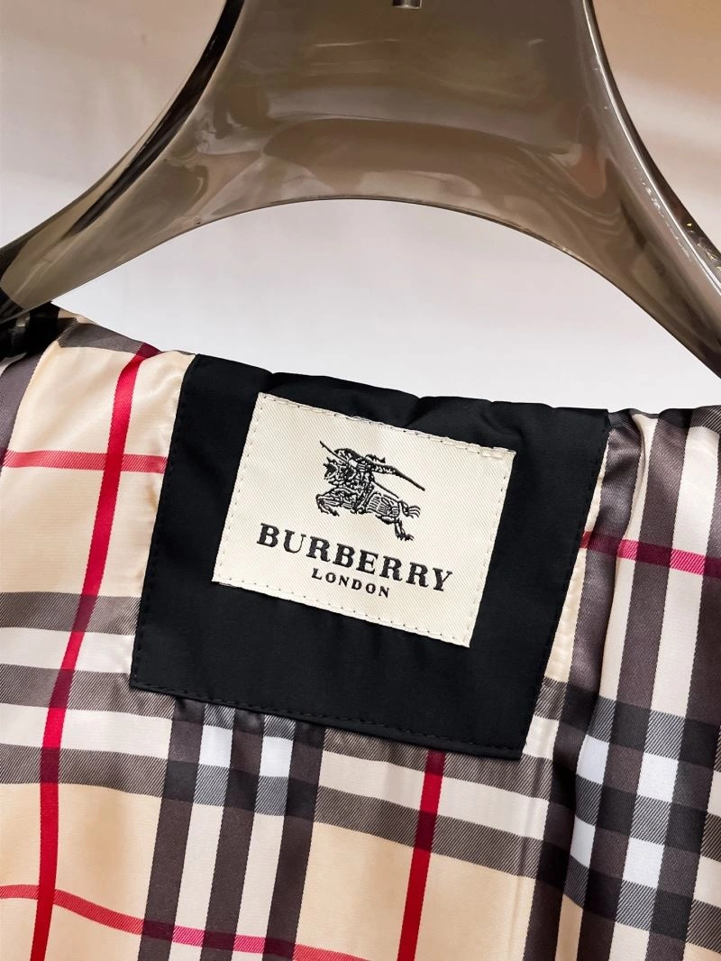 Burberry Outwear Snug 100783
