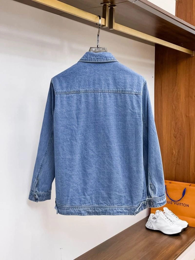 Trendsetting Burberry Outwear 100751