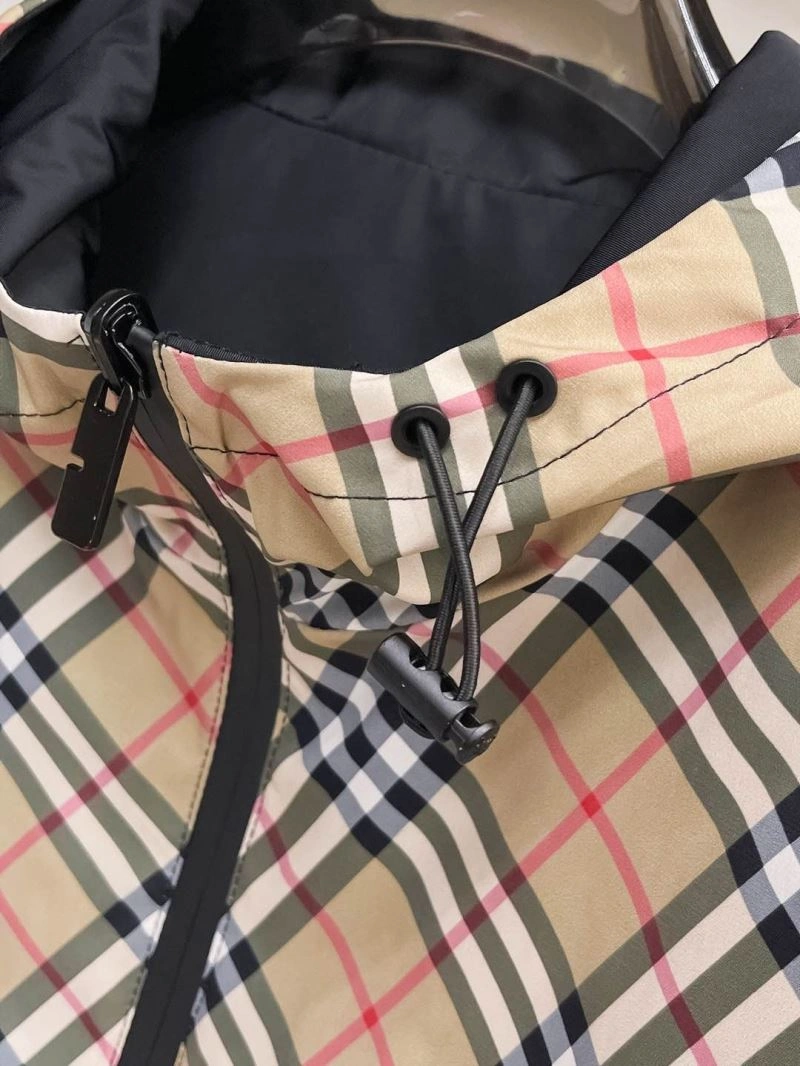 Burberry Outwear Vibrant 100784