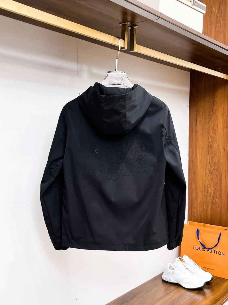 Durable Burberry Outwear 100745