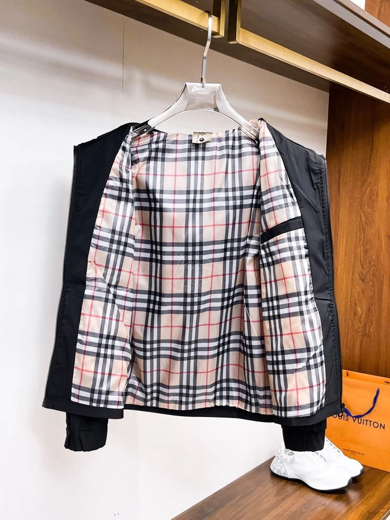 Durable Burberry Outwear 100745