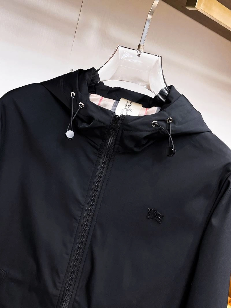 Durable Burberry Outwear 100745