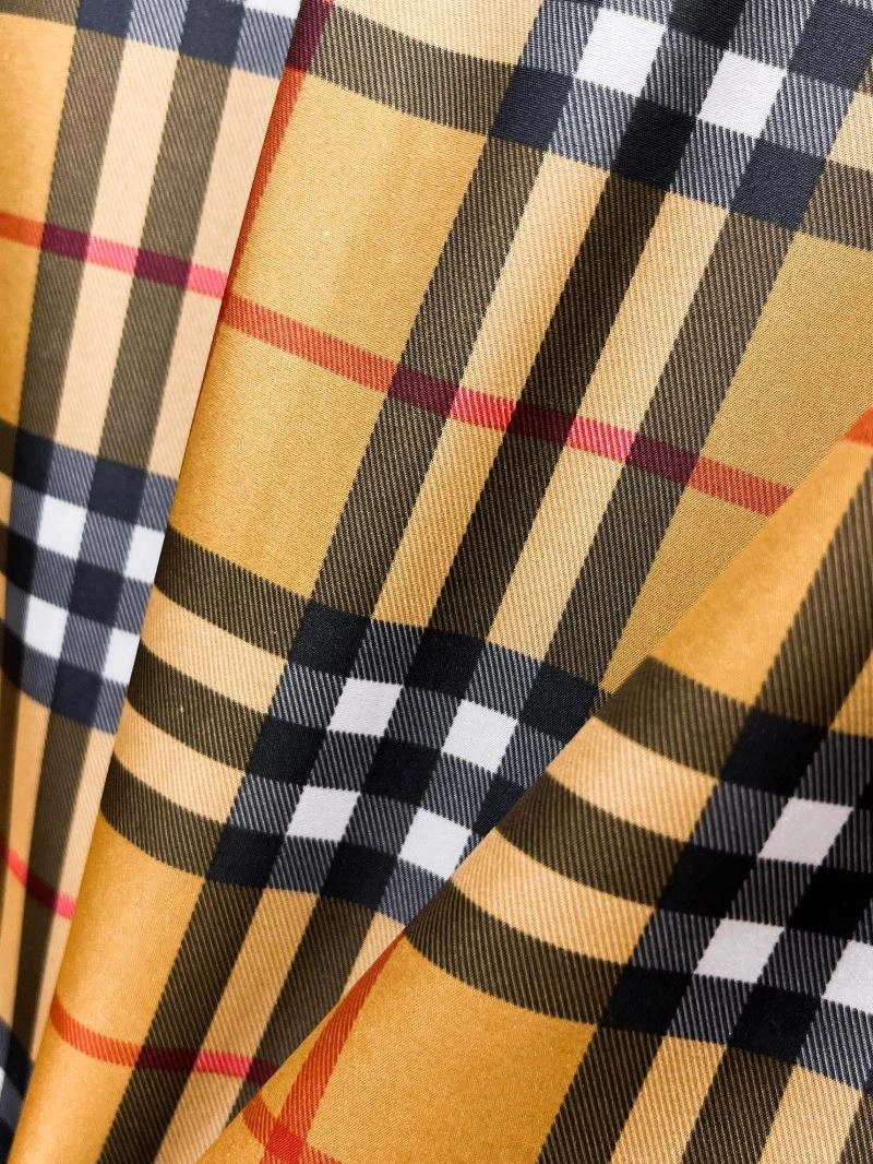 Colorful Burberry Outwear 100740