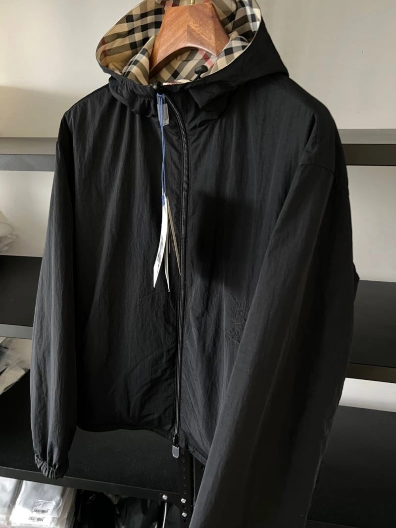 RelaxedFit Burberry Outwear 100742