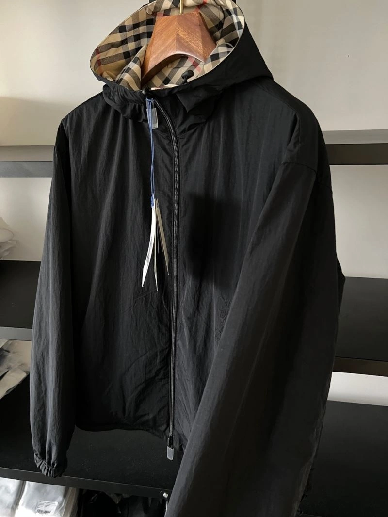 RelaxedFit Burberry Outwear 100742