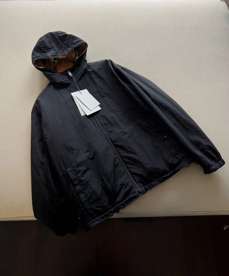 RelaxedFit Burberry Outwear 100742