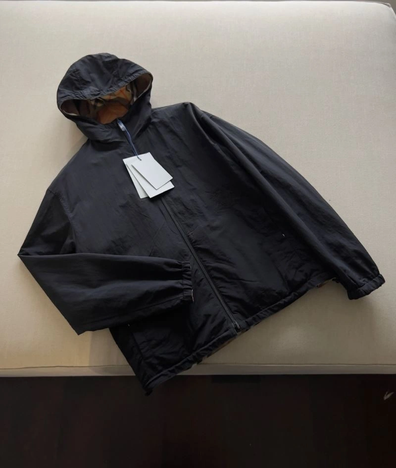 RelaxedFit Burberry Outwear 100742