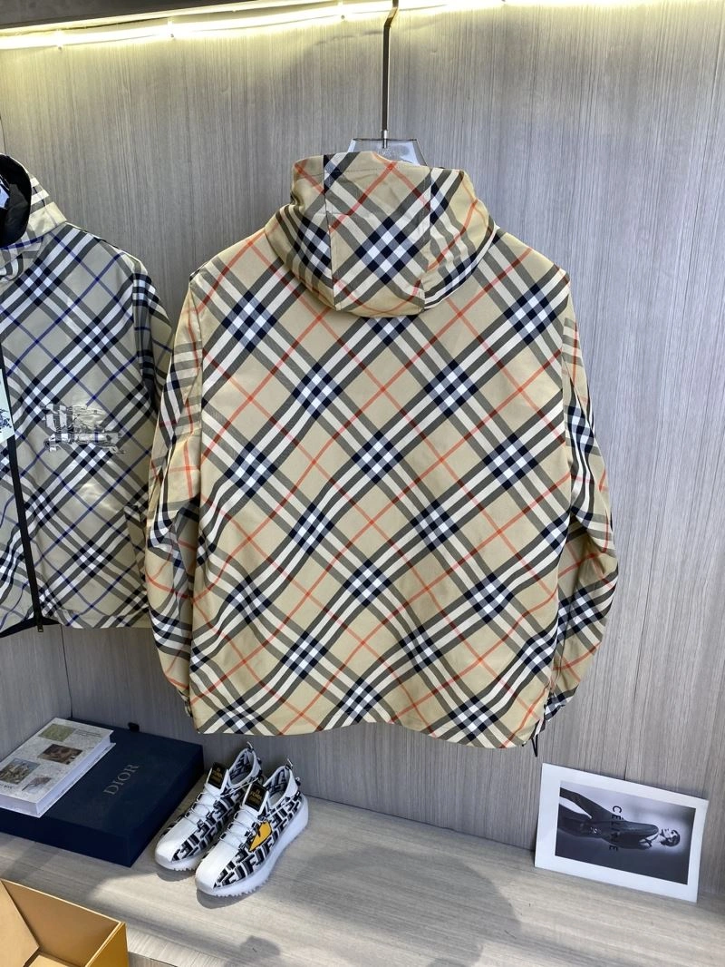 Burberry Outwear Unisex 100737