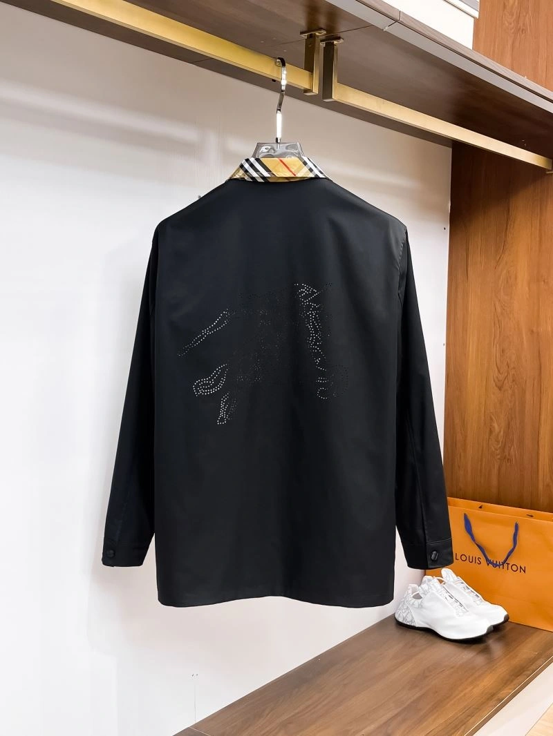 Effortless Burberry Outwear 100739