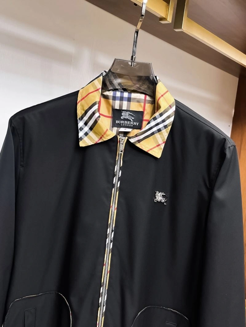 Effortless Burberry Outwear 100739