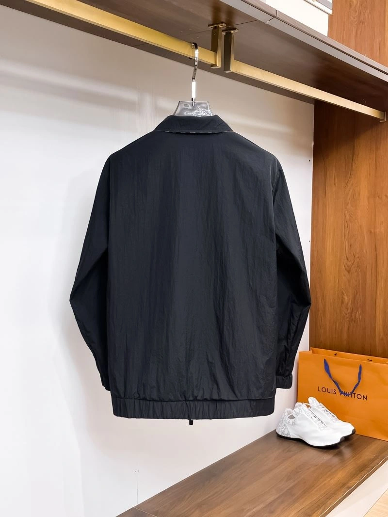 Tailored Burberry Outwear 100746