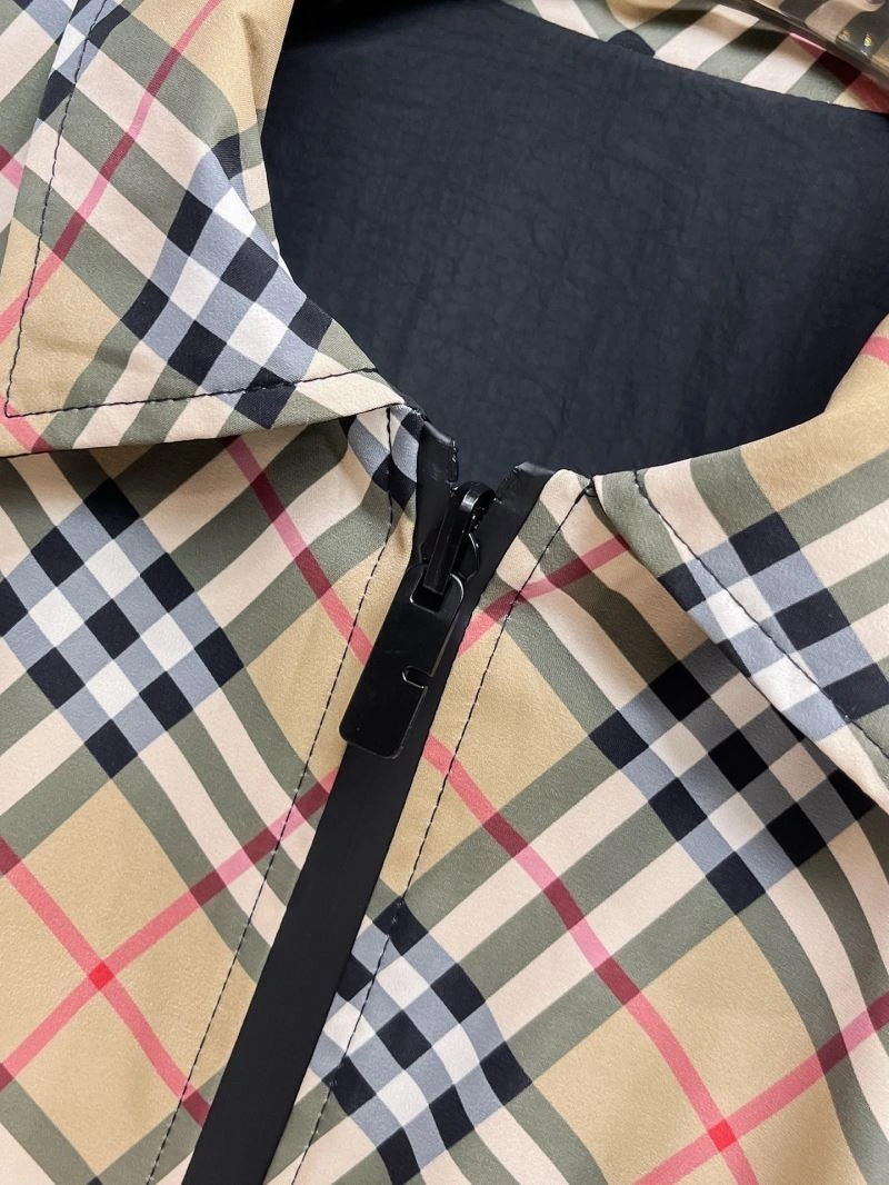 Tailored Burberry Outwear 100746