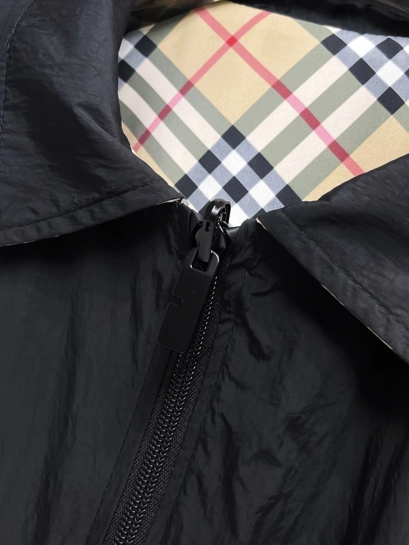 Tailored Burberry Outwear 100746