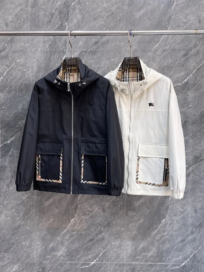 Minimalist Burberry Outwear 100736