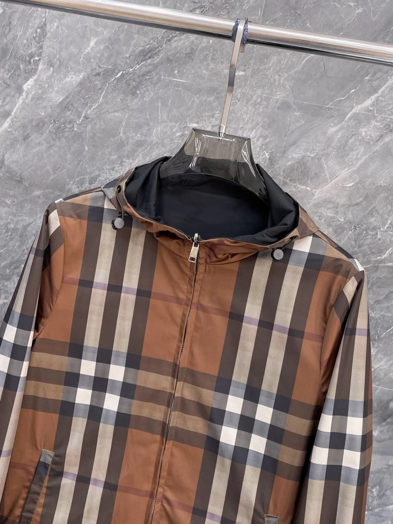 Burberry Outwear Snug 100757