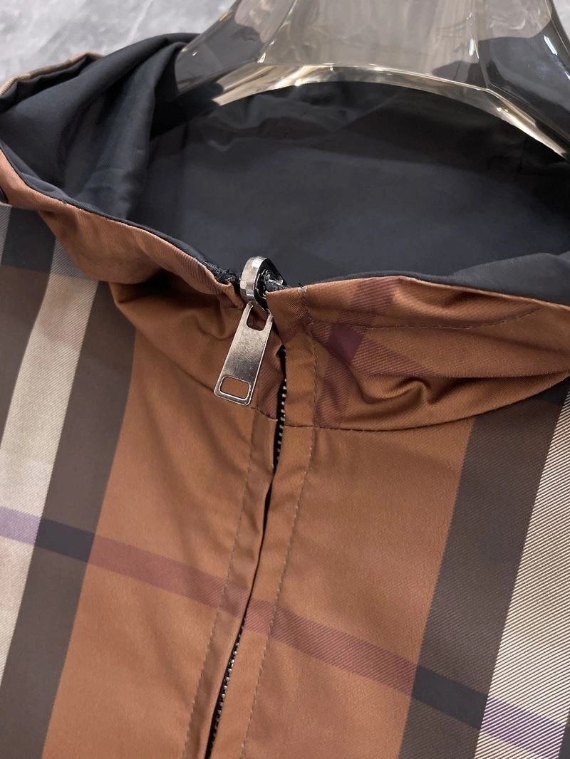 Burberry Outwear Snug 100757