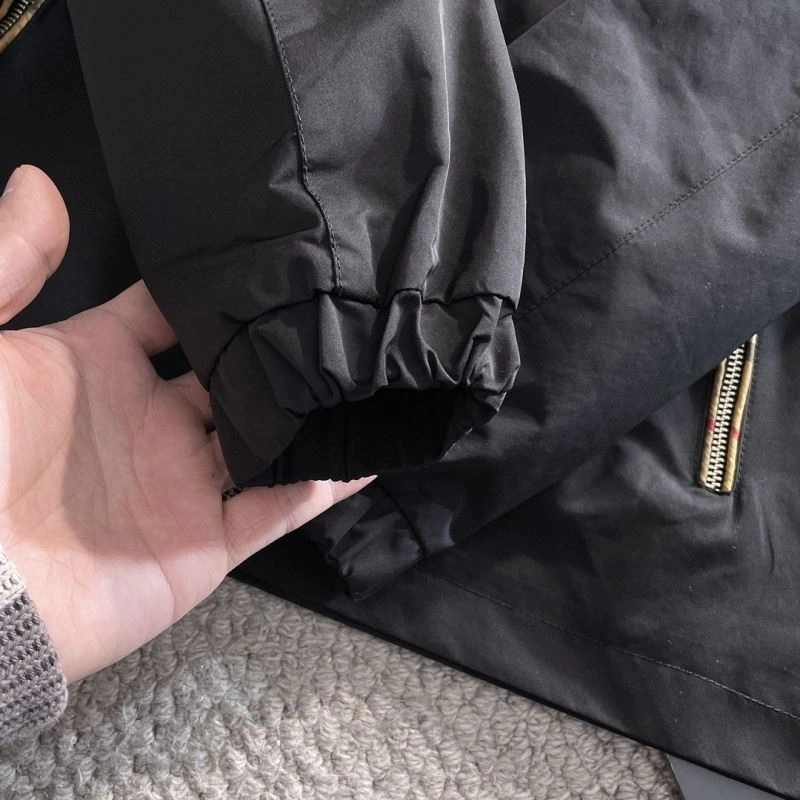 Supportive Burberry Outwear 100721