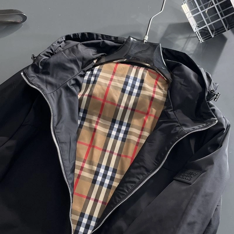 Attractive Burberry Outwear 100719