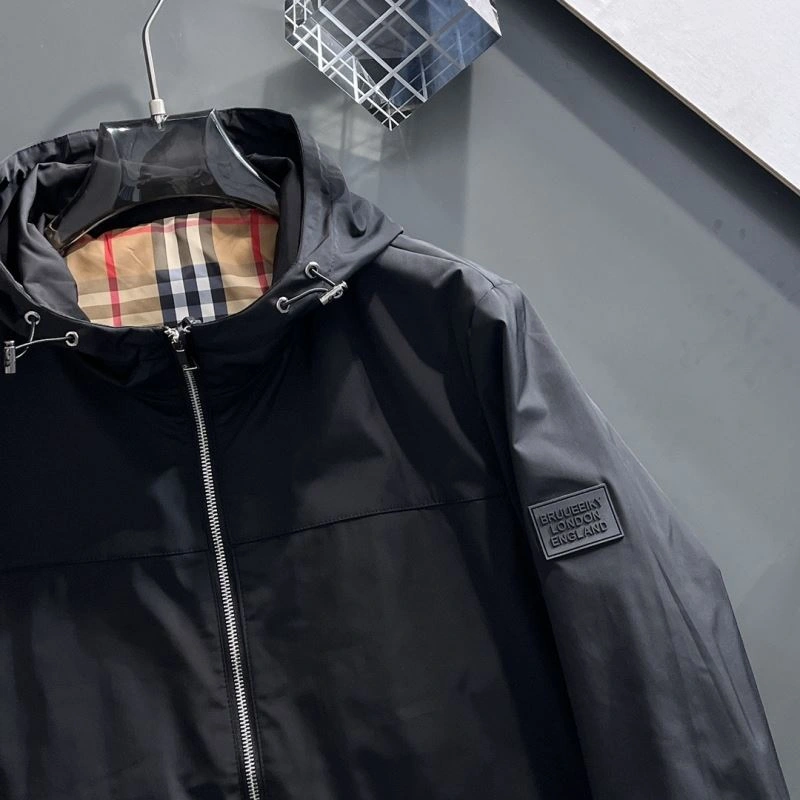 Attractive Burberry Outwear 100719