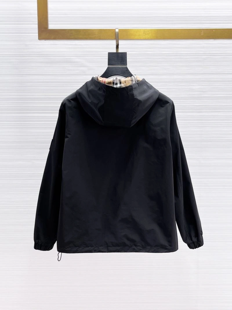 Bright Burberry Outwear 100717