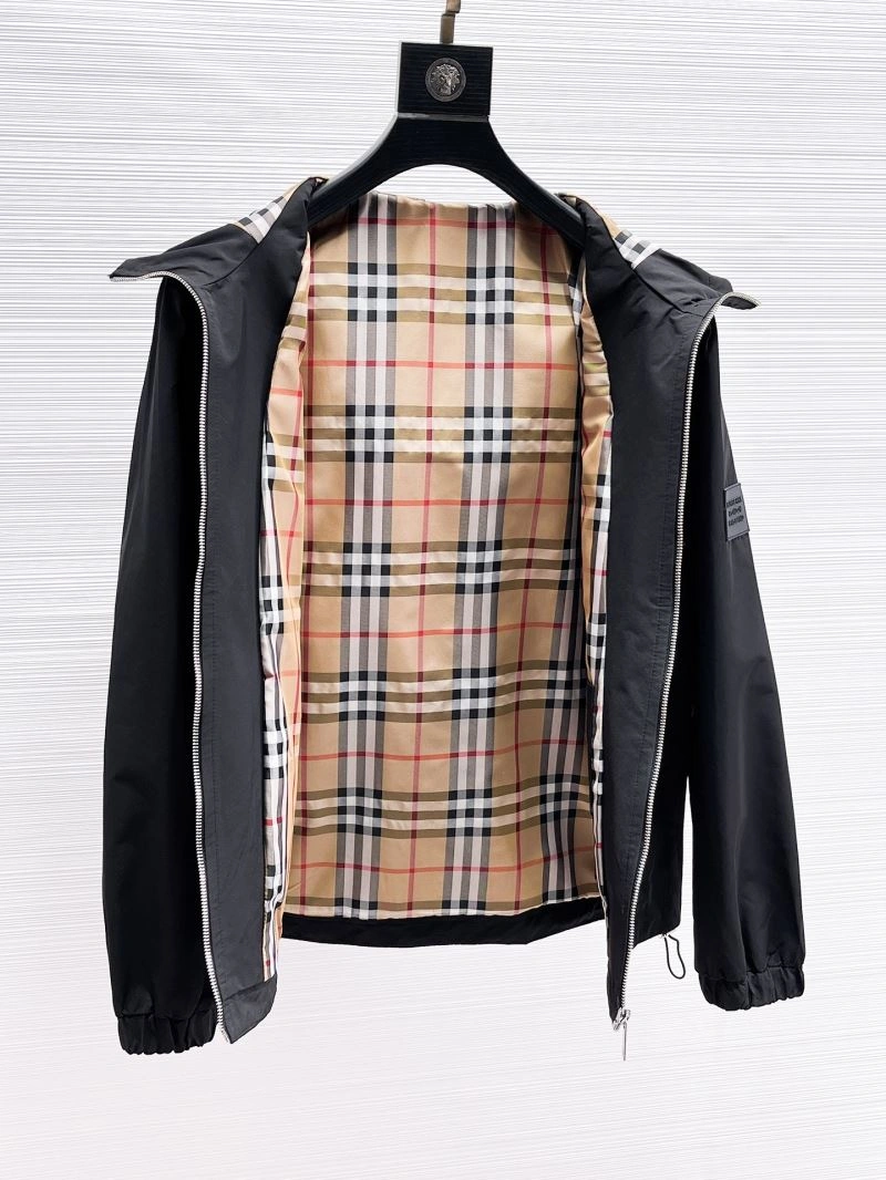 Bright Burberry Outwear 100717