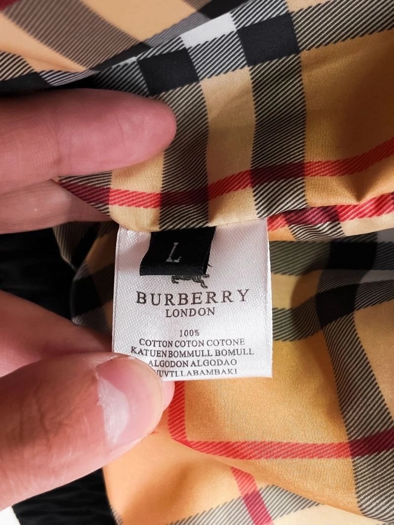 Flexible Burberry Outwear 100778
